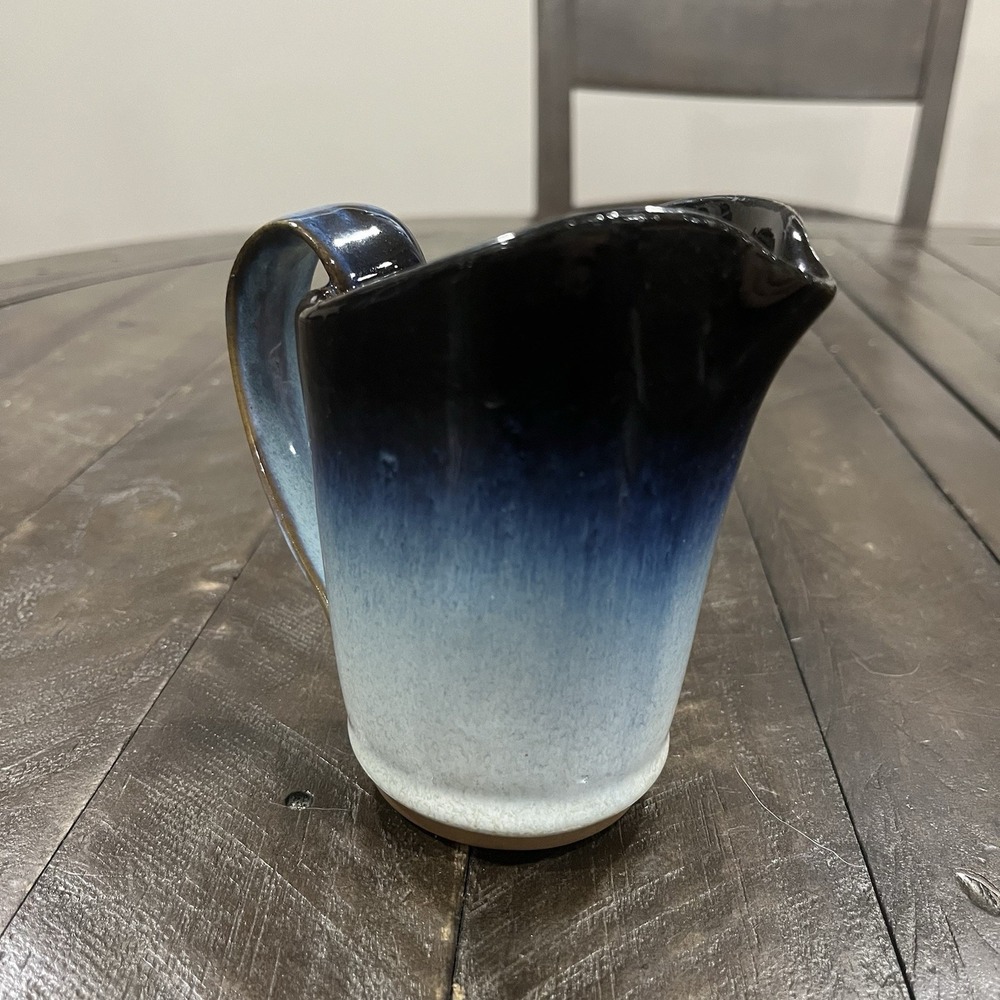 Vintage Peter‎ Pots Studio Art Pottery Creamer Pitcher 5" Blue White